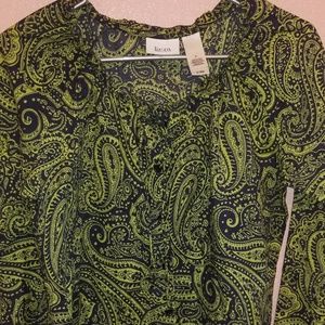Liz and co. Green blouse